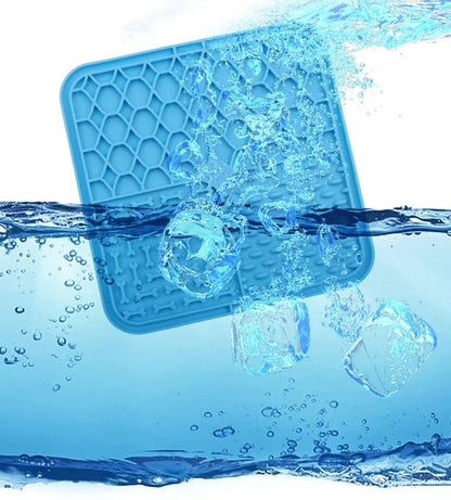 Pet Lick Silicone Mat for Dogs Pet Slow Food Plate Dog Bathing Distraction Silicone Dog Sucker Food Training Dog Feeder Supplies - TribupetsGrisPet Lick Silicone Mat for Dogs Pet Slow Food Plate Dog Bathing Distraction Silicone Dog Sucker Food Training Dog Feeder Supplies