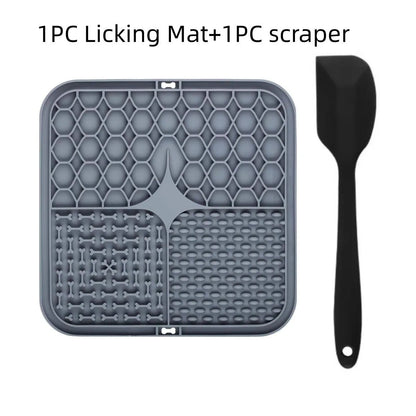Pet Lick Silicone Mat for Dogs Pet Slow Food Plate Dog Bathing Distraction Silicone Dog Sucker Food Training Dog Feeder Supplies - TribupetsGris Avec SpatulePet Lick Silicone Mat for Dogs Pet Slow Food Plate Dog Bathing Distraction Silicone Dog Sucker Food Training Dog Feeder Supplies